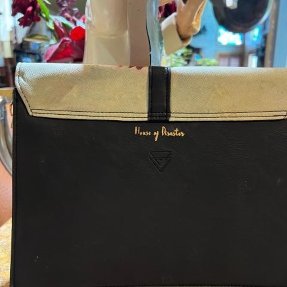 House of Disaster Purse Floral Very Good Condition 10 W 8 H - Picture 2 of 4